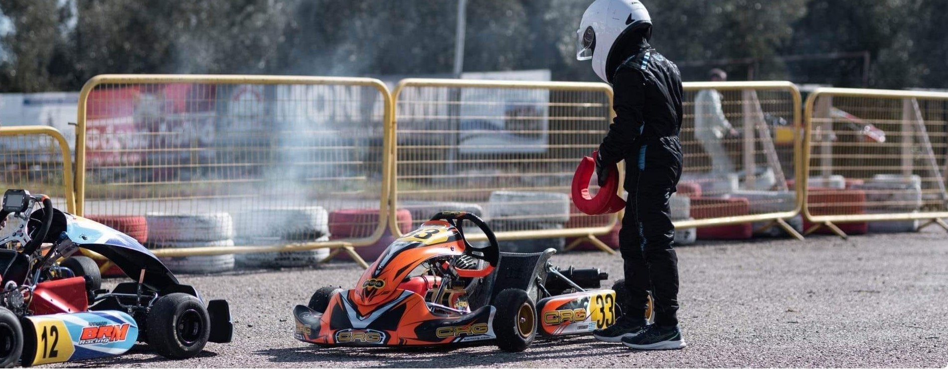 kid looking a go kart